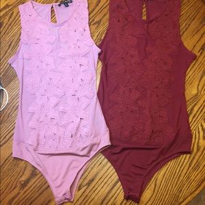 Bundle of two bodysuits